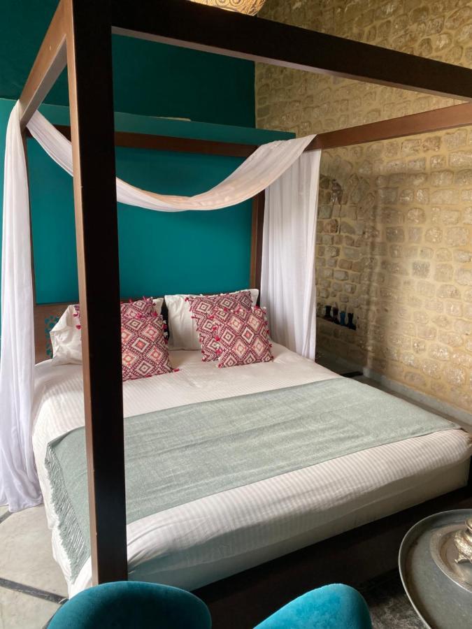 Bed and Breakfast Dar Camelia Тир Экстерьер фото