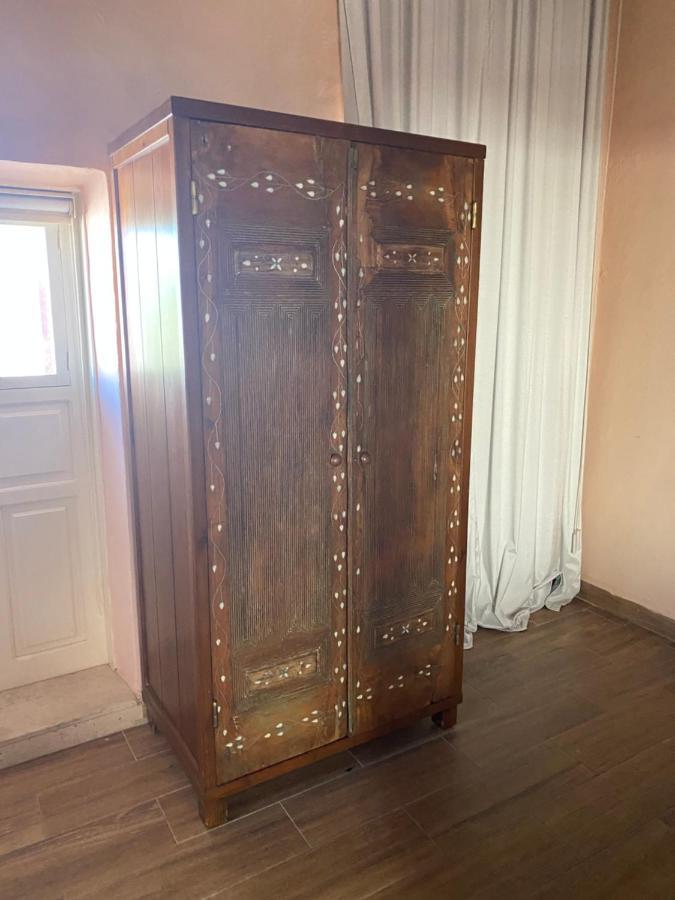 Bed and Breakfast Dar Camelia Тир Экстерьер фото